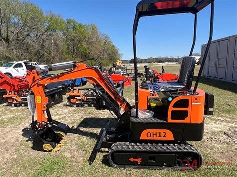 agt qh12 mini excavator reviews|difference between qh12 and h12.